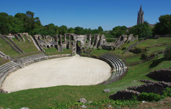 Arènes de Saintes